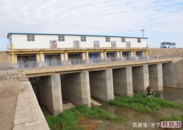 網(wǎng)友熱議：“鋼鋼鋼鋼鋼鈉鋼鋼鋼鋼鋼鋼好多水啊”究竟是在說什么-真是讓人捧腹不已！