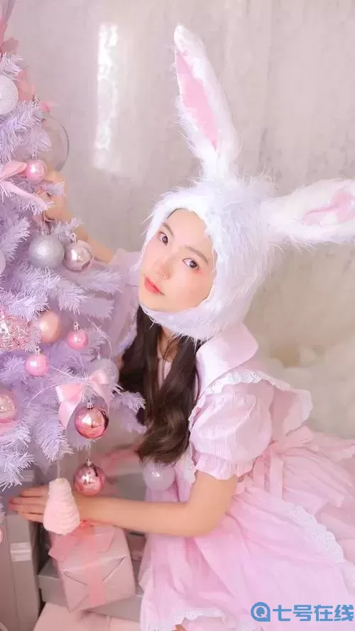 已滿18點(diǎn)從此進(jìn)入伊園甸：探索成年后的奇妙世界