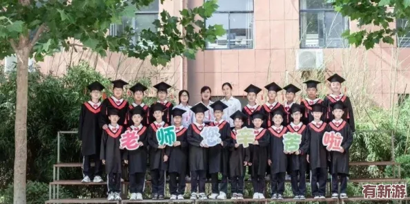 夫妻兩人看b站傷感電視劇