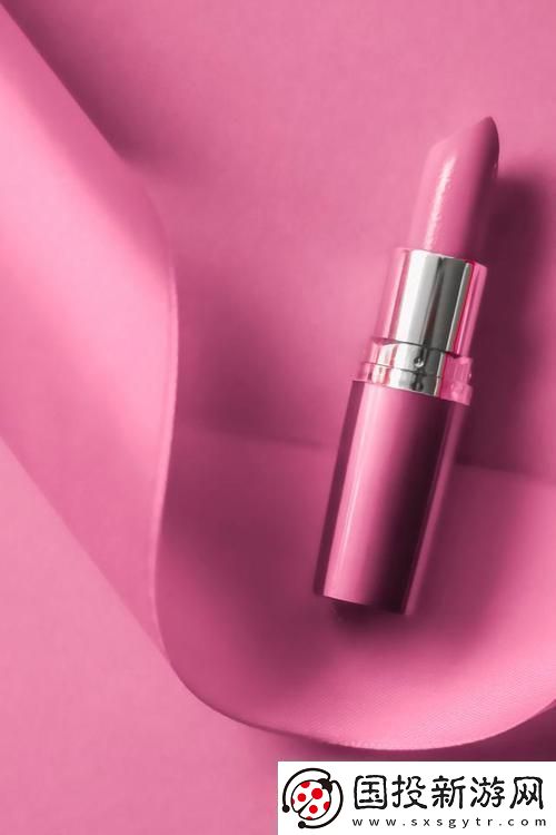 狂炫酷拽！YSL蜜桃色4775掀起游戲界波瀾的神秘力量！