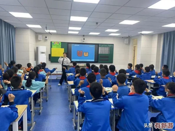 c了英語(yǔ)老師一節(jié)課-展現(xiàn)出積極向上的學(xué)習(xí)態(tài)度-讓課堂充滿活力與激情！