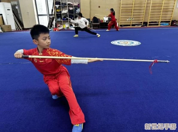 綱手腿法嫻熟腳法技巧