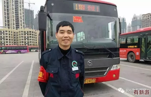 坐公交車(chē)被c兩了小時(shí)張茵