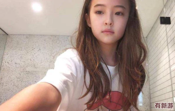 張悠雨玉門打開(kāi)大腿張開(kāi)圖片引發(fā)熱議