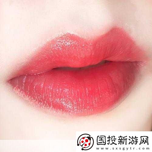 YSL蜜桃色774經(jīng)典系列-1.-YSL蜜桃色774：喚醒肌膚的自然光彩