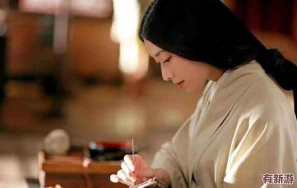 真人實(shí)拍賣女初被破www免費(fèi)