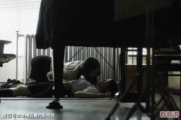 少爺被調(diào)教室跪趴sm男男-體驗(yàn)極限快感與心靈深處的交融-挑戰(zhàn)禁忌與欲望的邊界