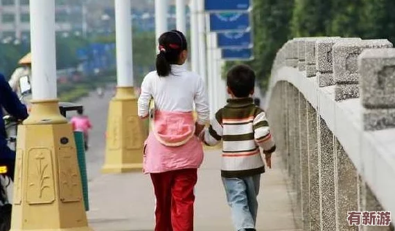 姐姐投入了父親的懷抱講的是什么