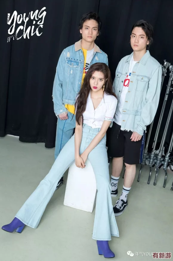 猛C高中女學(xué)生