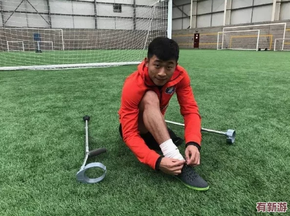 黑土ちゃんが腳法嫻熟を展現(xiàn)-令人驚嘆的技巧與優(yōu)雅結(jié)合-引發(fā)眾多粉絲熱議和贊賞