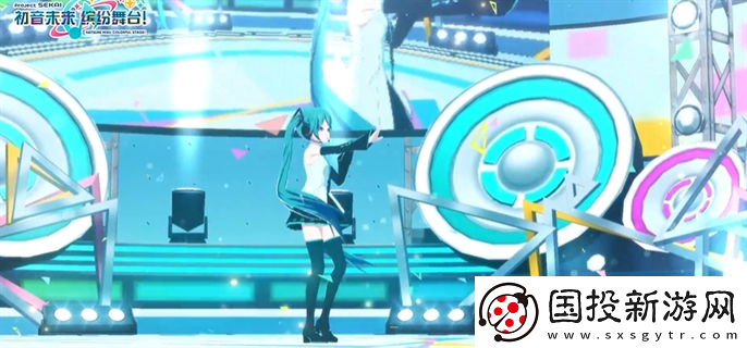 初音未來繽紛舞臺國服怎么玩