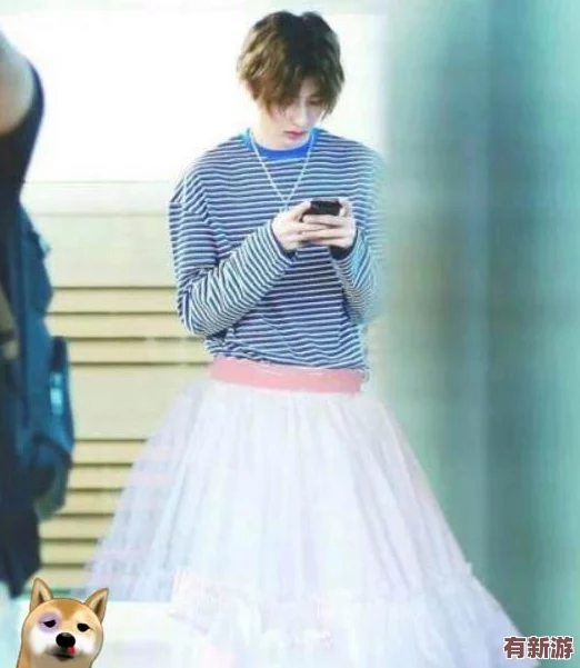 男生的坤坤放入女生的坤坤-探討性別認同與社會角色在當代年輕人中的影響與變化