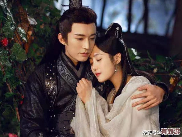 男生女生嗟嗟嗟免費觀看電視劇-傳聞男女主角私下關(guān)系曖昧-引發(fā)粉絲熱議與猜測！