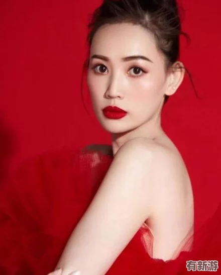 茄子視頻污：明星私密視頻泄露-網(wǎng)友熱議背后真相與隱私保護(hù)問(wèn)題引發(fā)廣泛關(guān)注！