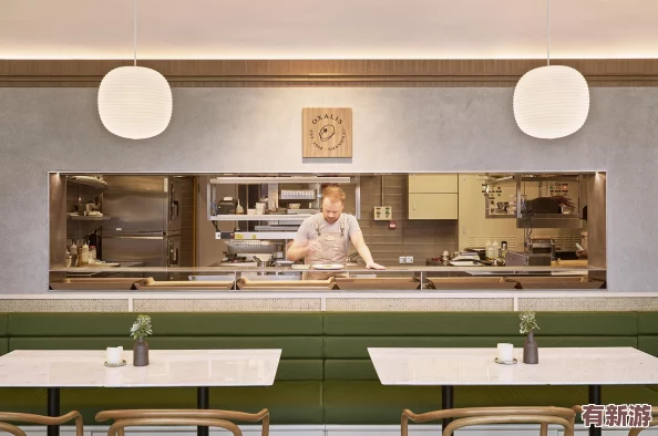 去瀏覽器搜：Another-girl-in-the-wall-不妨思考一下這背后可能傳達(dá)的深層含義與社會現(xiàn)象