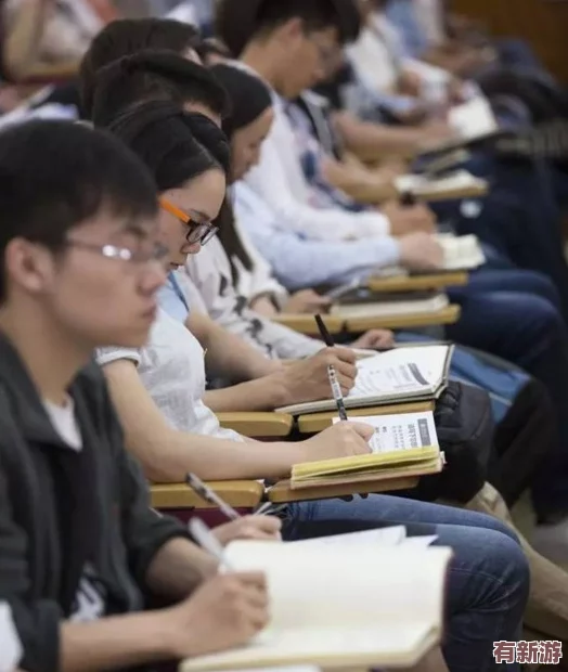 艾梅莉埃畢業(yè)面板：網(wǎng)友熱議其創(chuàng)新設(shè)計(jì)與實(shí)用性-紛紛表示期待未來(lái)更多類似活動(dòng)的舉辦和參與體驗(yàn)