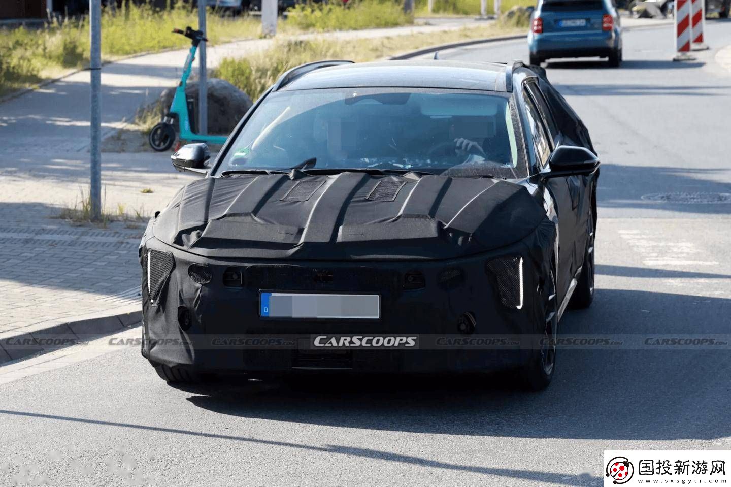 起亞K4旅行版原型車現(xiàn)身歐洲路測(cè)